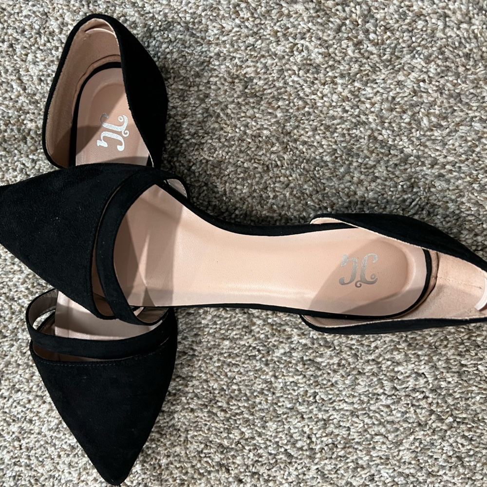 Women’s suede black flats